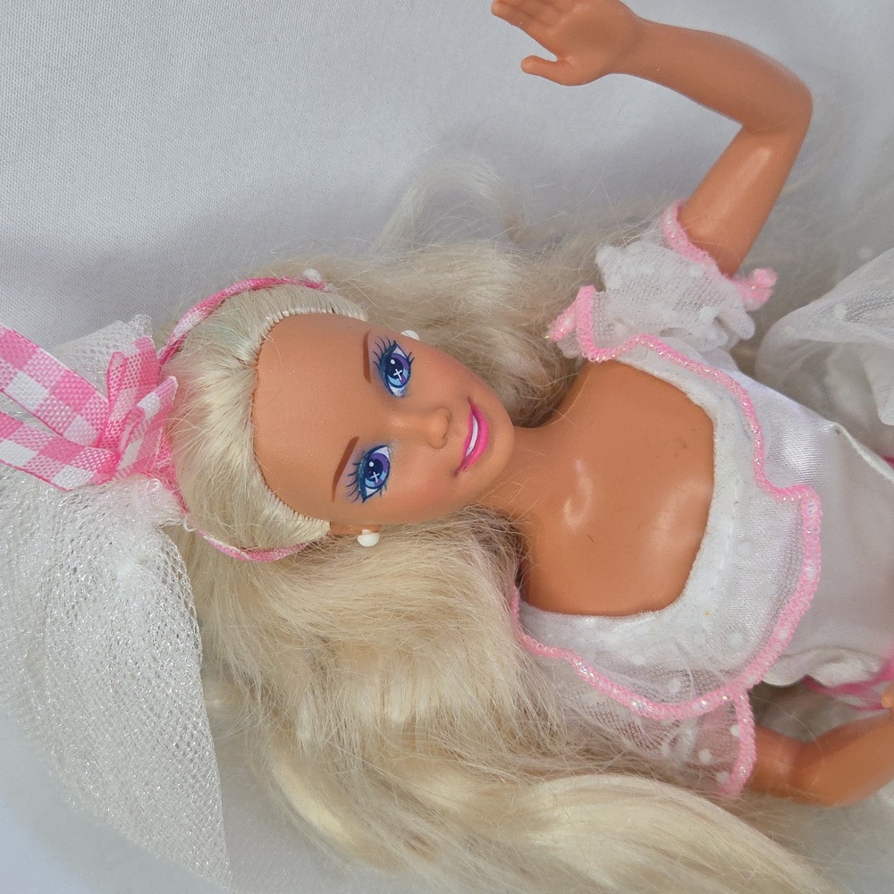Vintage Country Bride Barbie Walmart Special Edition 1994 Mattel